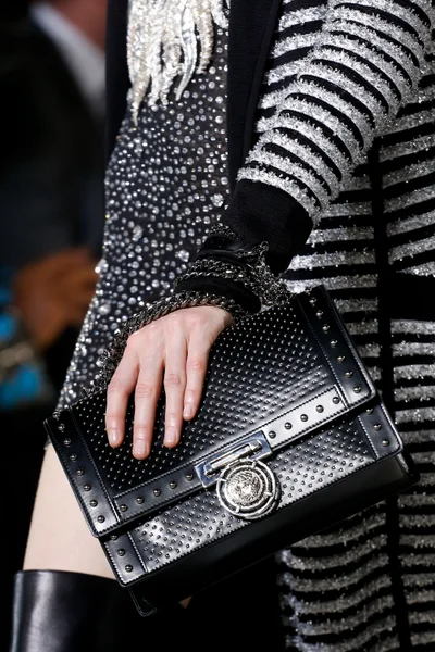 Look 36